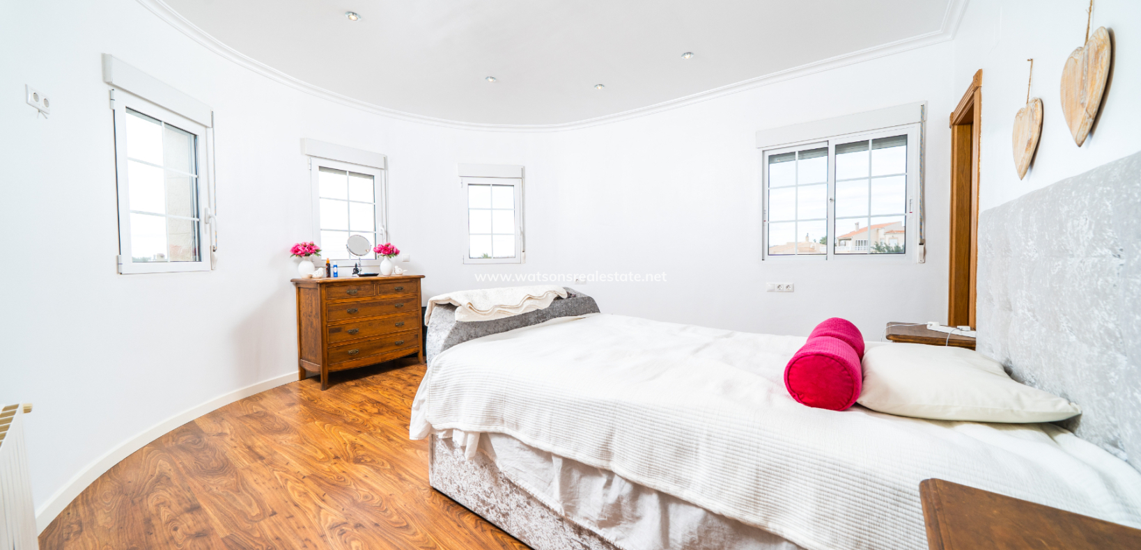 Venta - Chalet Independiente - Urb. La Marina