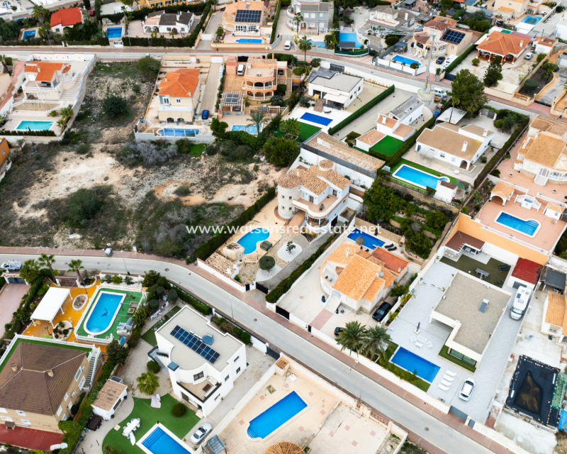 Venta - Chalet Independiente - Urb. La Marina