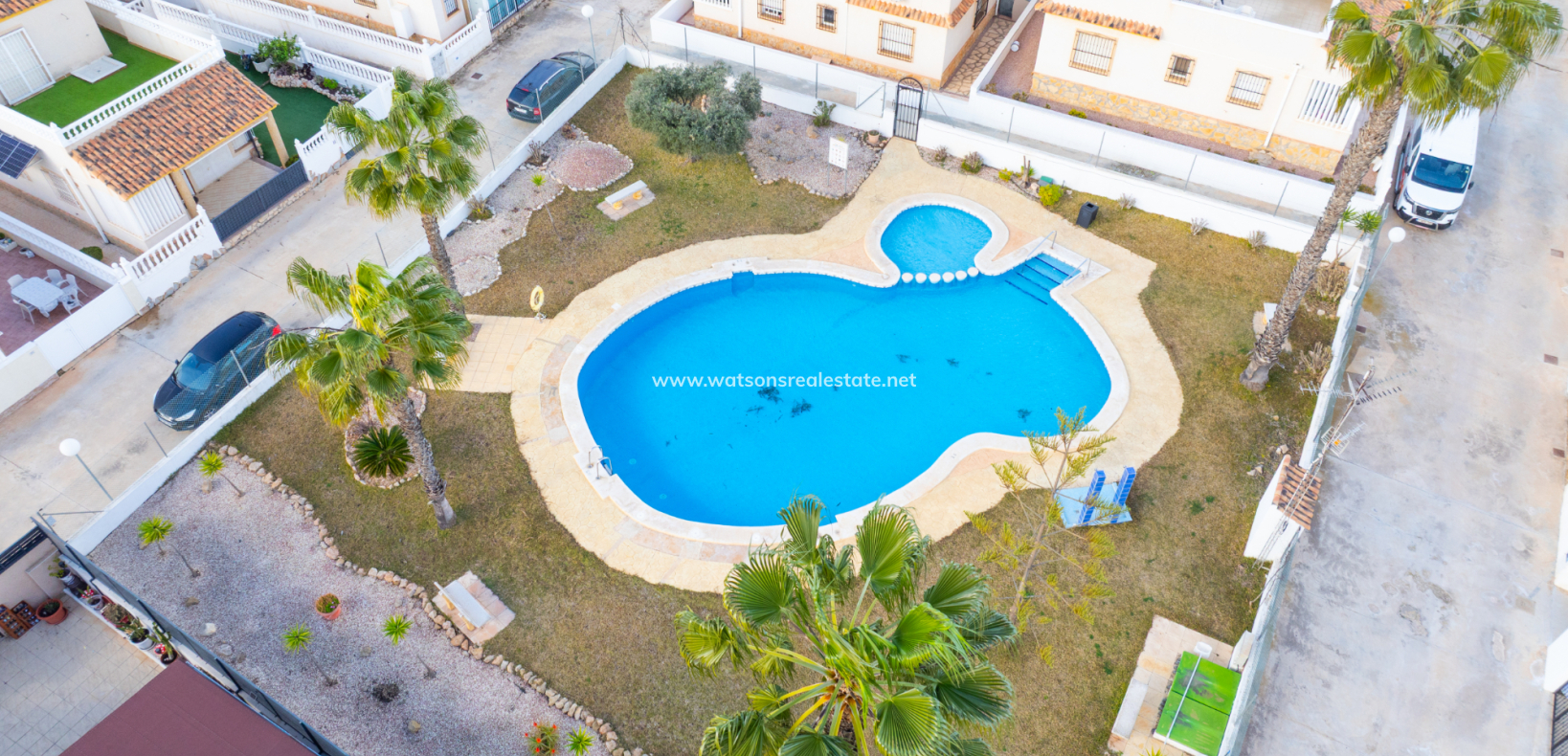 Venta - Chalet Independiente - Urb. La Marina