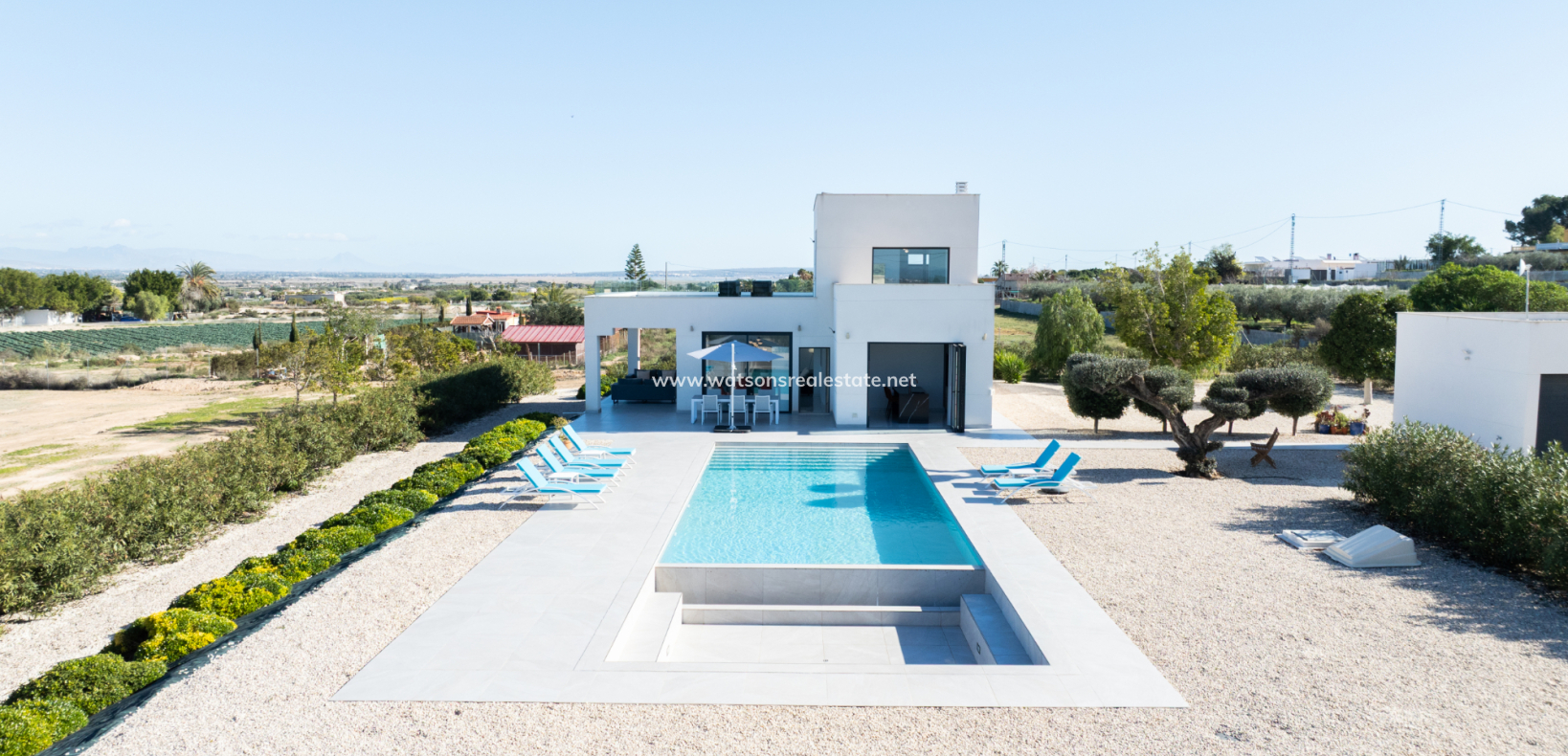 Venta - Chalet Independiente - Urb. La Marina