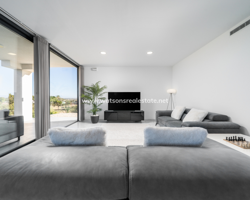 Venta - Chalet Independiente - Urb. La Marina