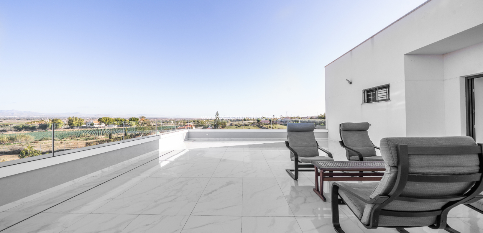 Venta - Chalet Independiente - Urb. La Marina