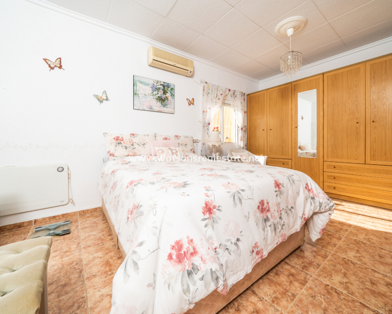 Venta - Chalet Independiente - Urb. La Marina