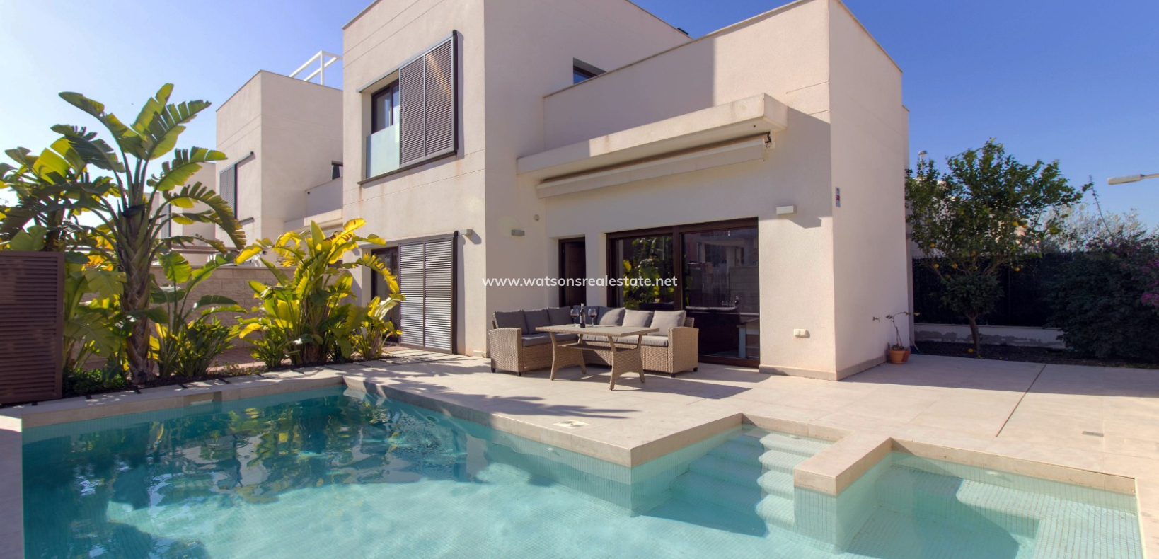 Venta - Chalet Independiente - Urb. La Marina