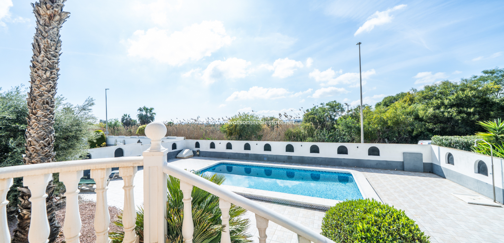 Venta - Chalet Independiente - Urb. La Marina