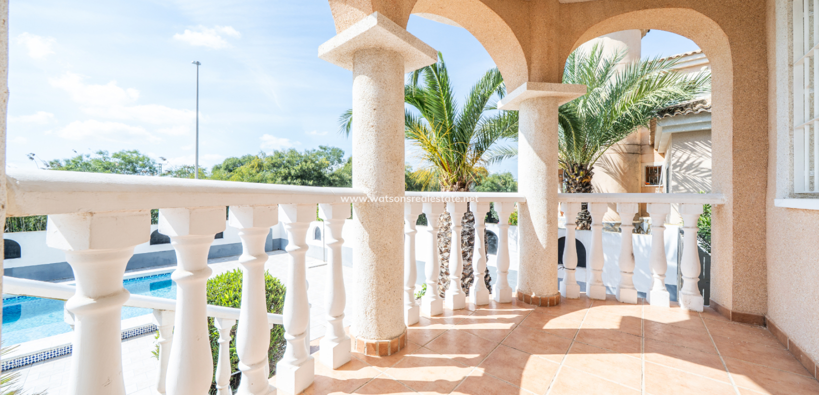 Venta - Chalet Independiente - Urb. La Marina