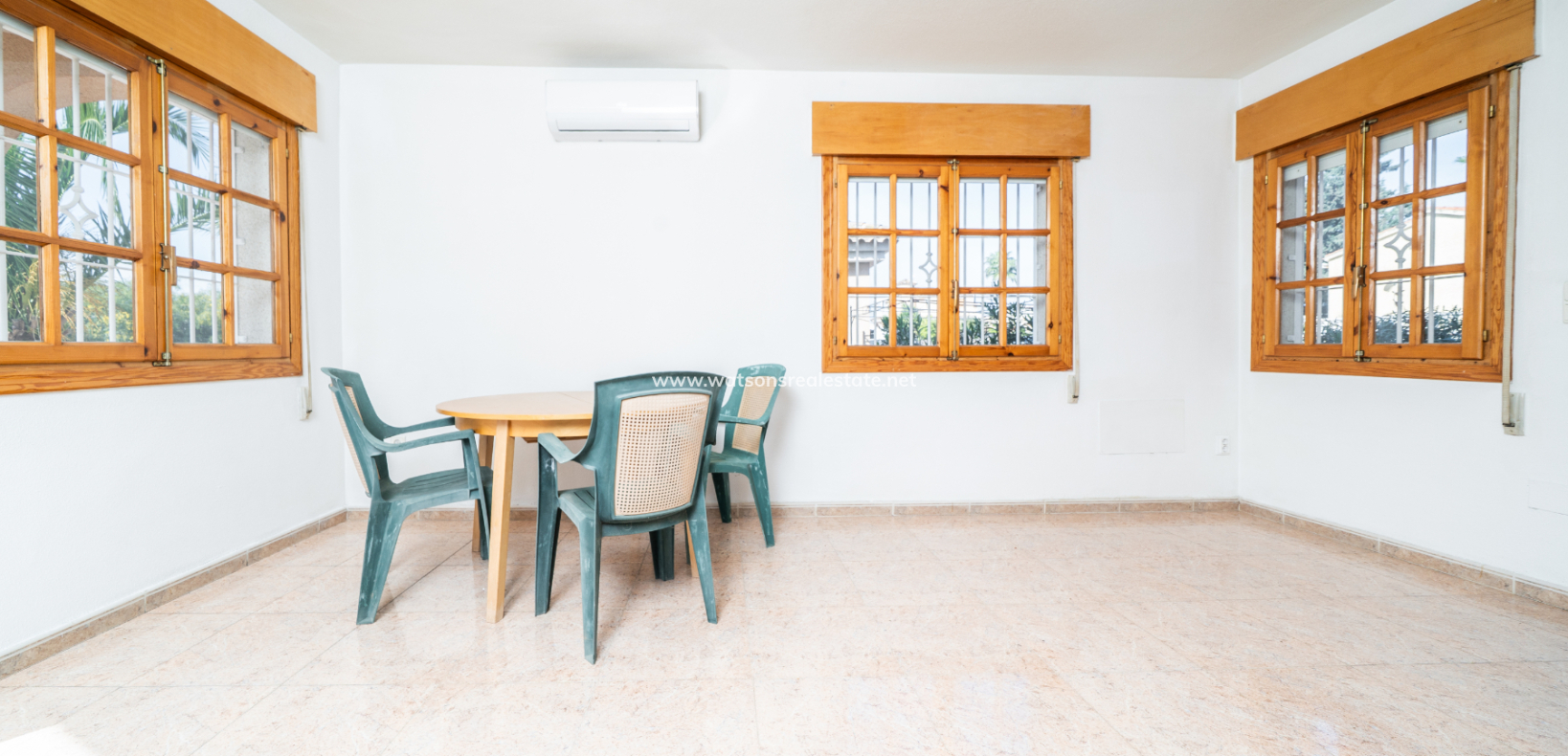 Venta - Chalet Independiente - Urb. La Marina