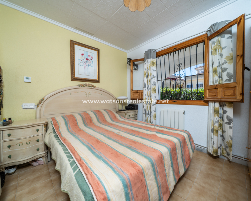 Venta - Chalet Independiente - Urb. La Marina