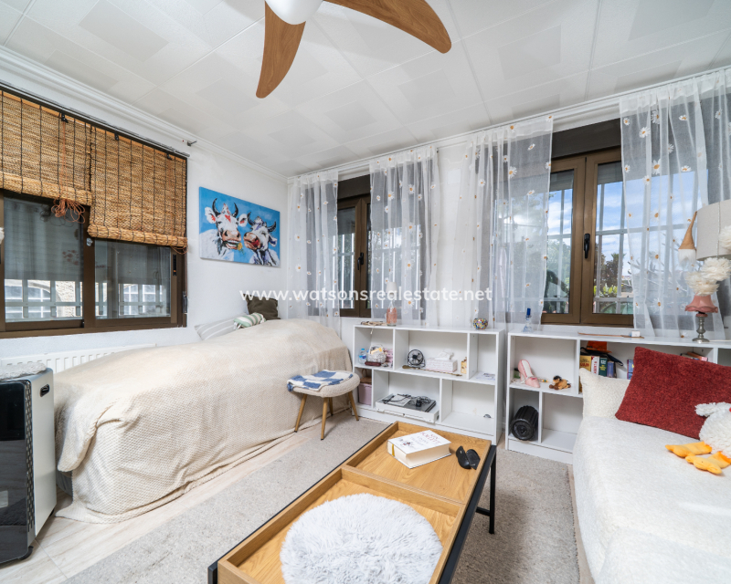 Venta - Chalet Independiente - Urb. La Marina