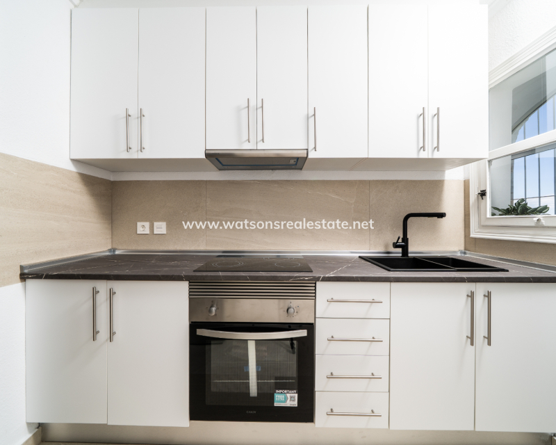 Venta - Chalet Independiente - Urb. La Marina