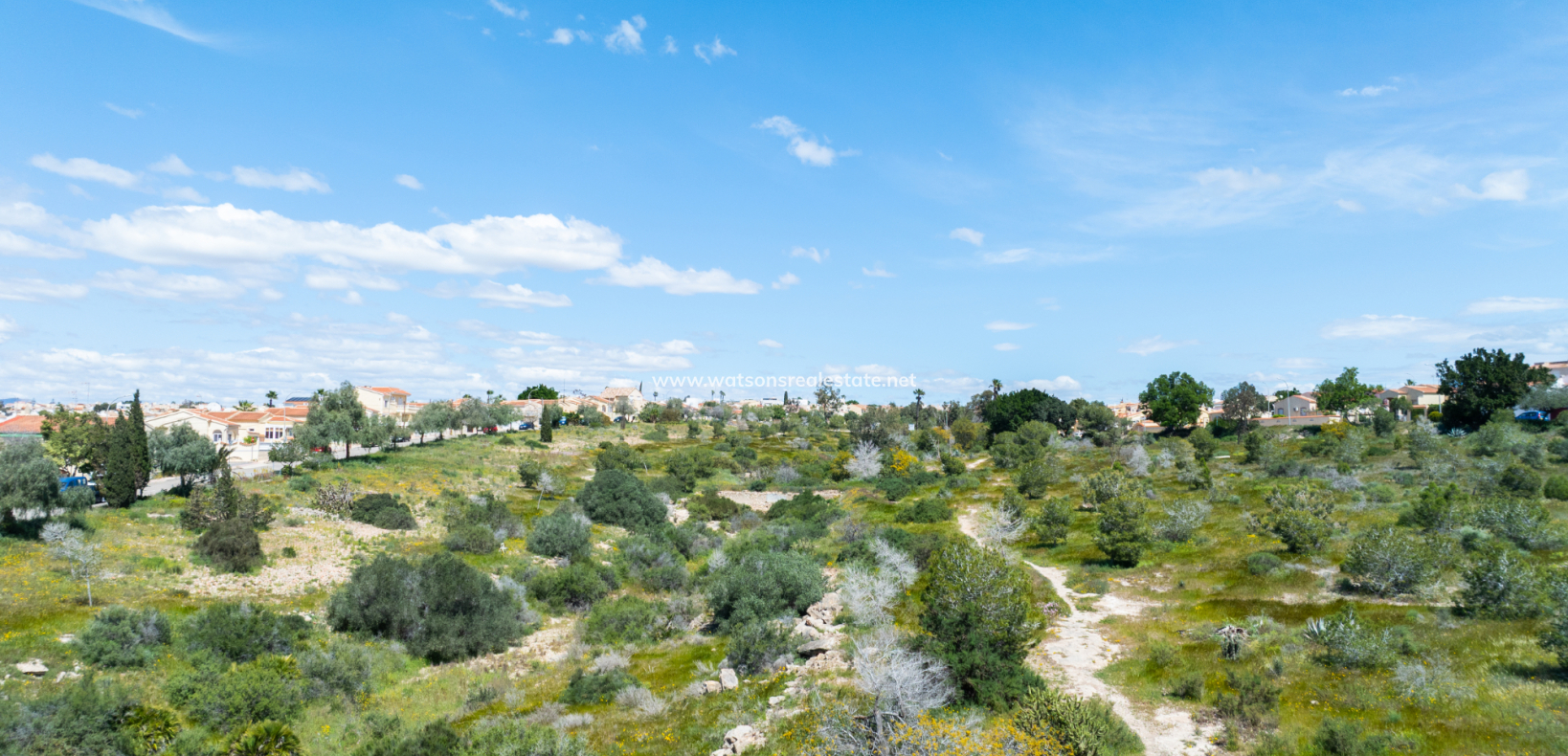 Venta - Chalet Independiente - Urb. La Marina