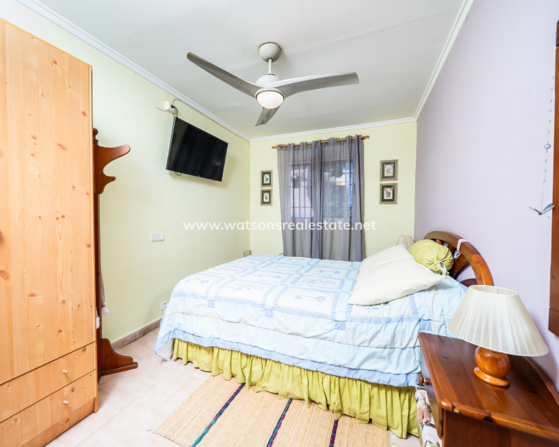 Venta - Chalet Independiente - Urb. La Marina