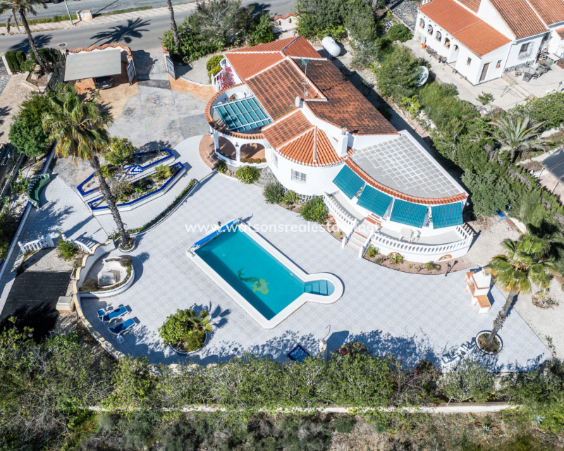 Venta - Chalet Independiente - Urb. La Marina