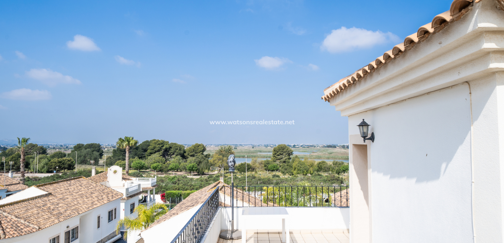 Venta - Chalet Independiente - Urb. La Marina