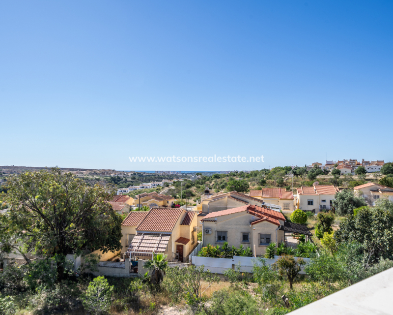 Venta - Chalet Independiente - Urb. La Marina