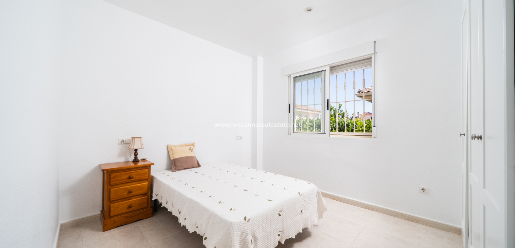 Venta - Chalet Independiente - Urb. La Marina