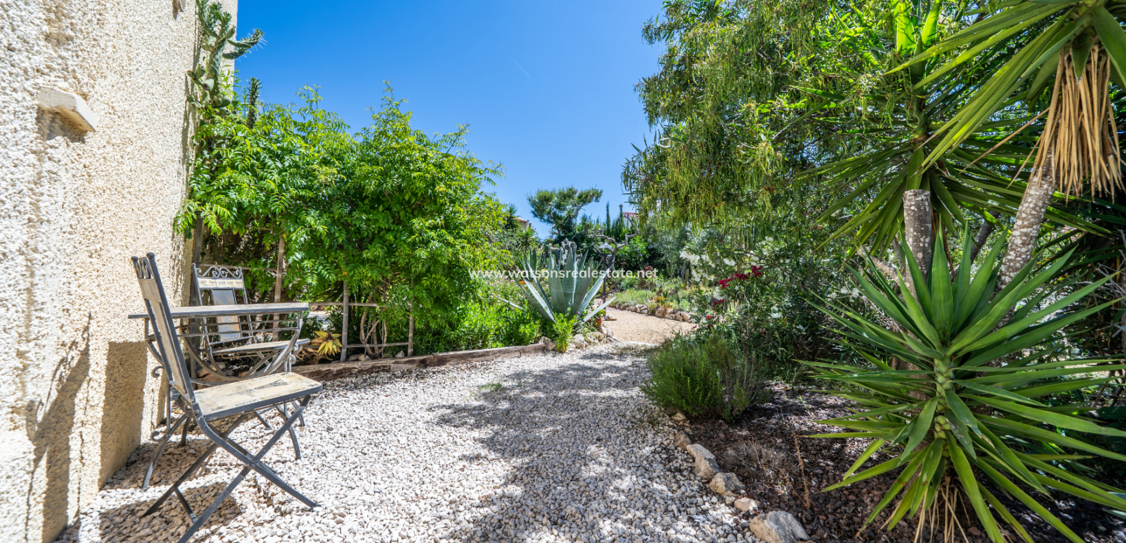 Venta - Chalet Independiente - Urb. La Marina