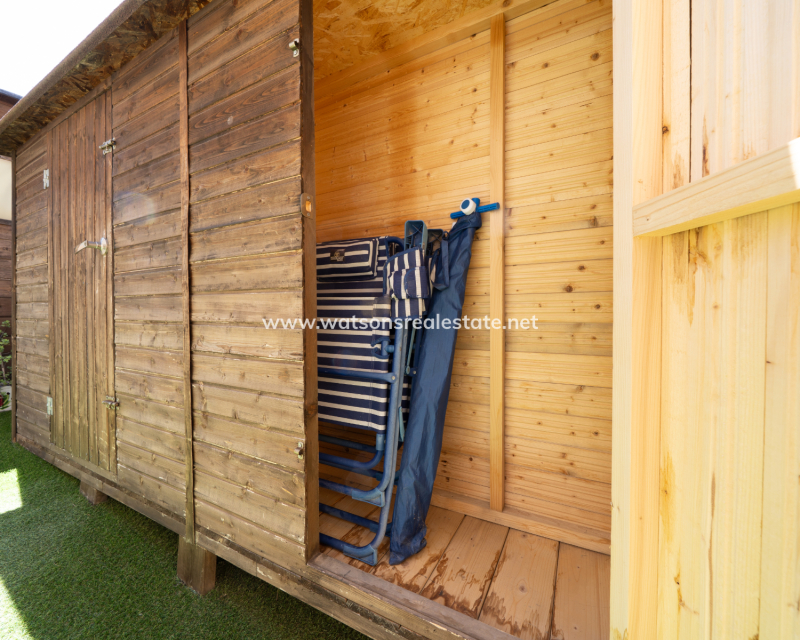 Venta - Chalet Independiente - Urb. La Marina