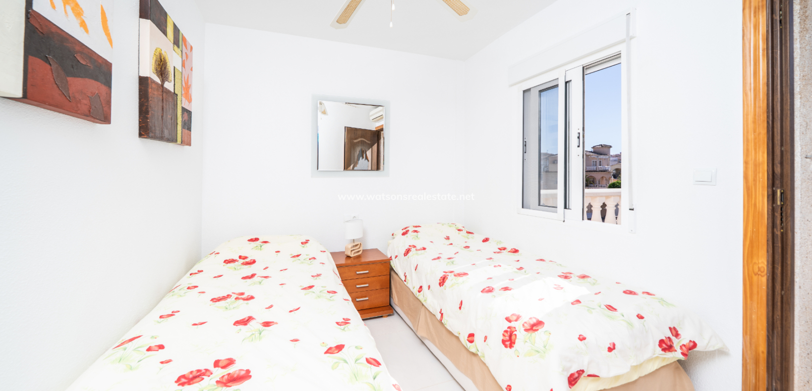 Venta - Chalet Independiente - Urb. La Marina