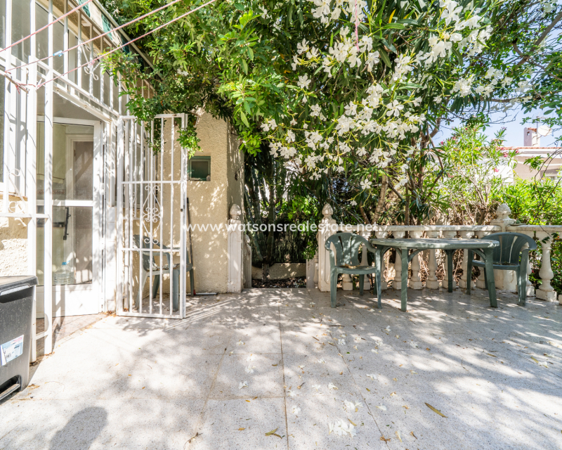Venta - Chalet Independiente - Urb. La Marina