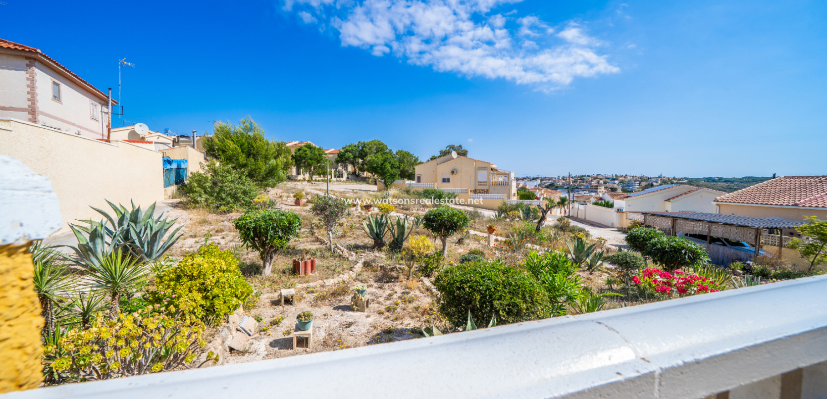 Venta - Chalet Independiente - Urb. La Marina