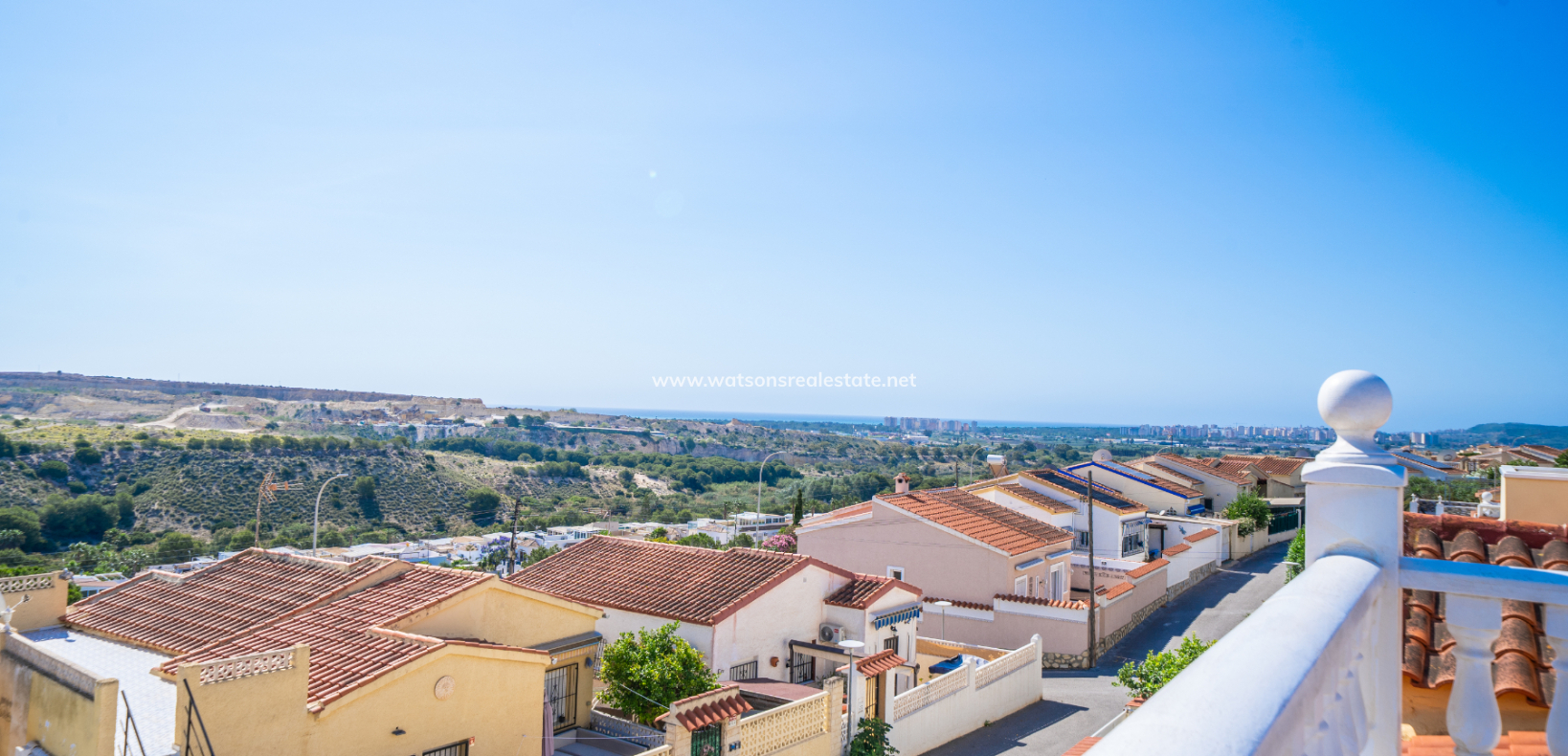 Venta - Chalet Independiente - Urb. La Marina