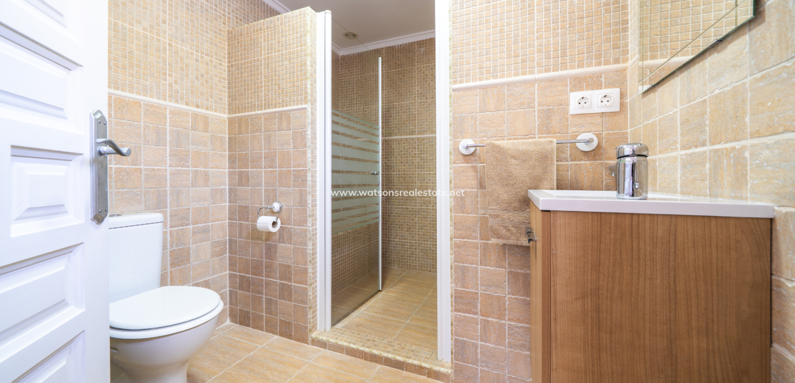 Venta - Chalet Independiente - Urb. La Marina