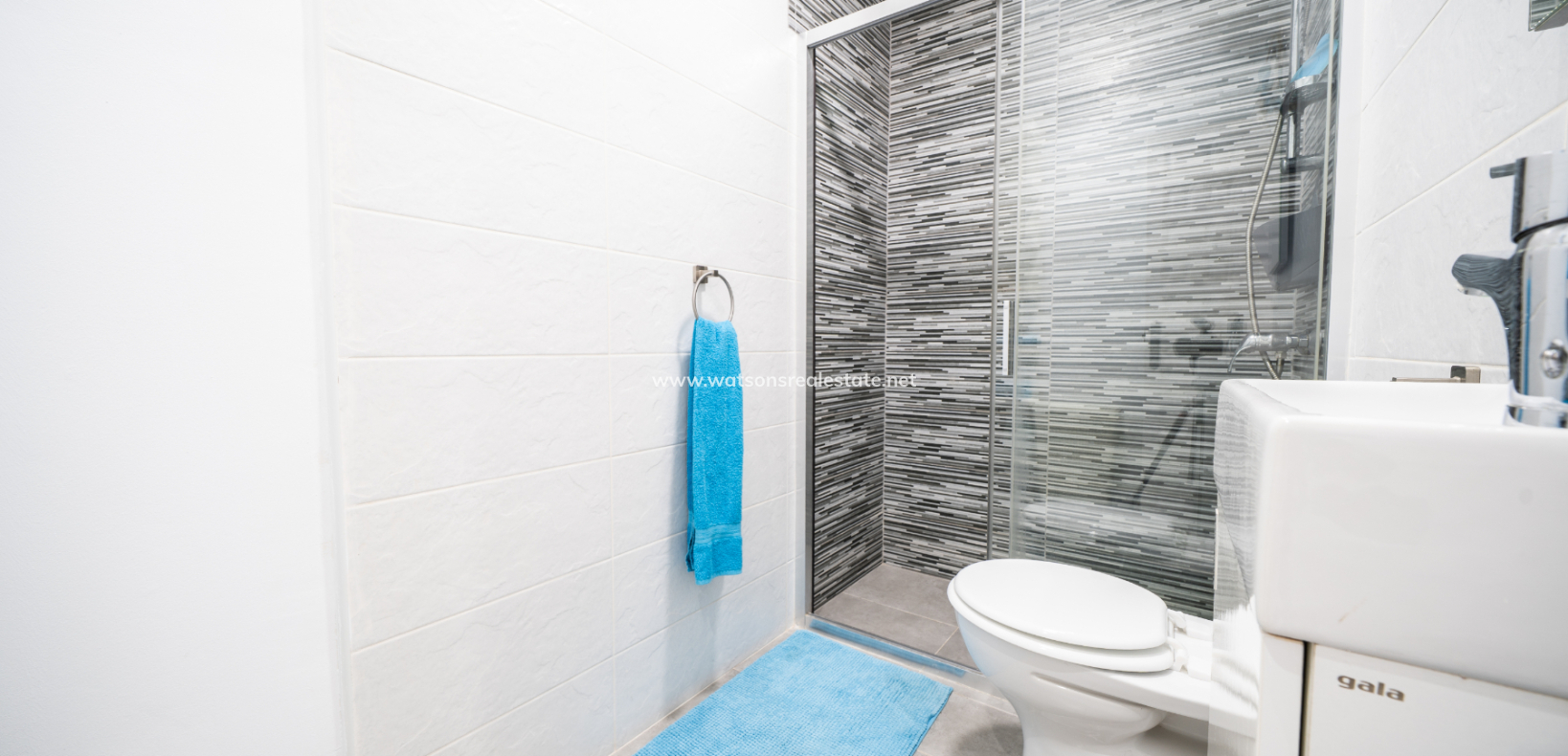 Venta - Chalet Independiente - Urb. La Marina