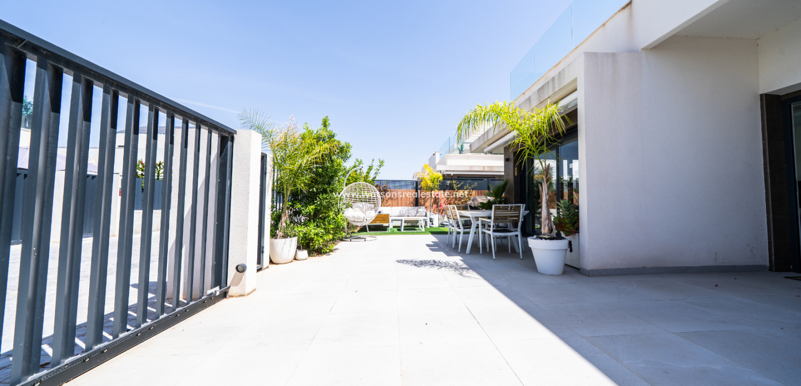 Venta - Chalet Independiente - Urb. La Marina