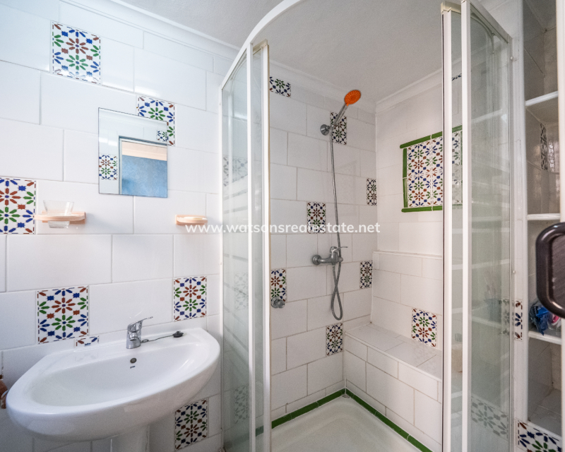 Venta - Chalet Independiente - Urb. La Marina