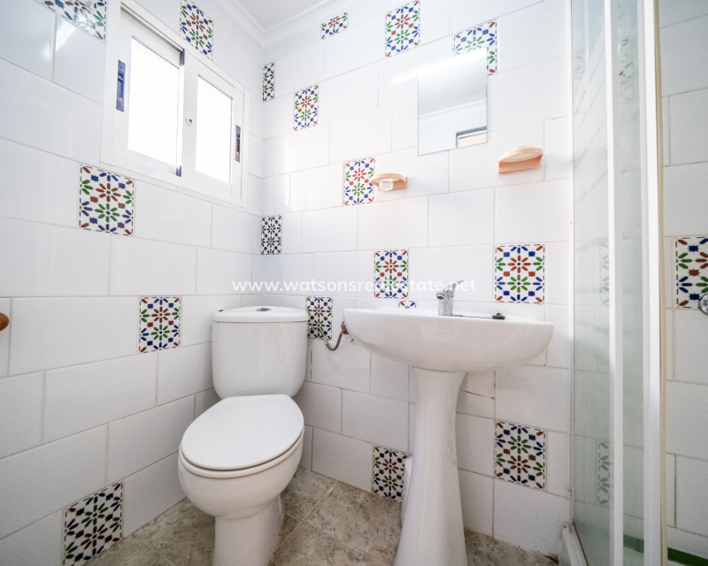 Venta - Chalet Independiente - Urb. La Marina