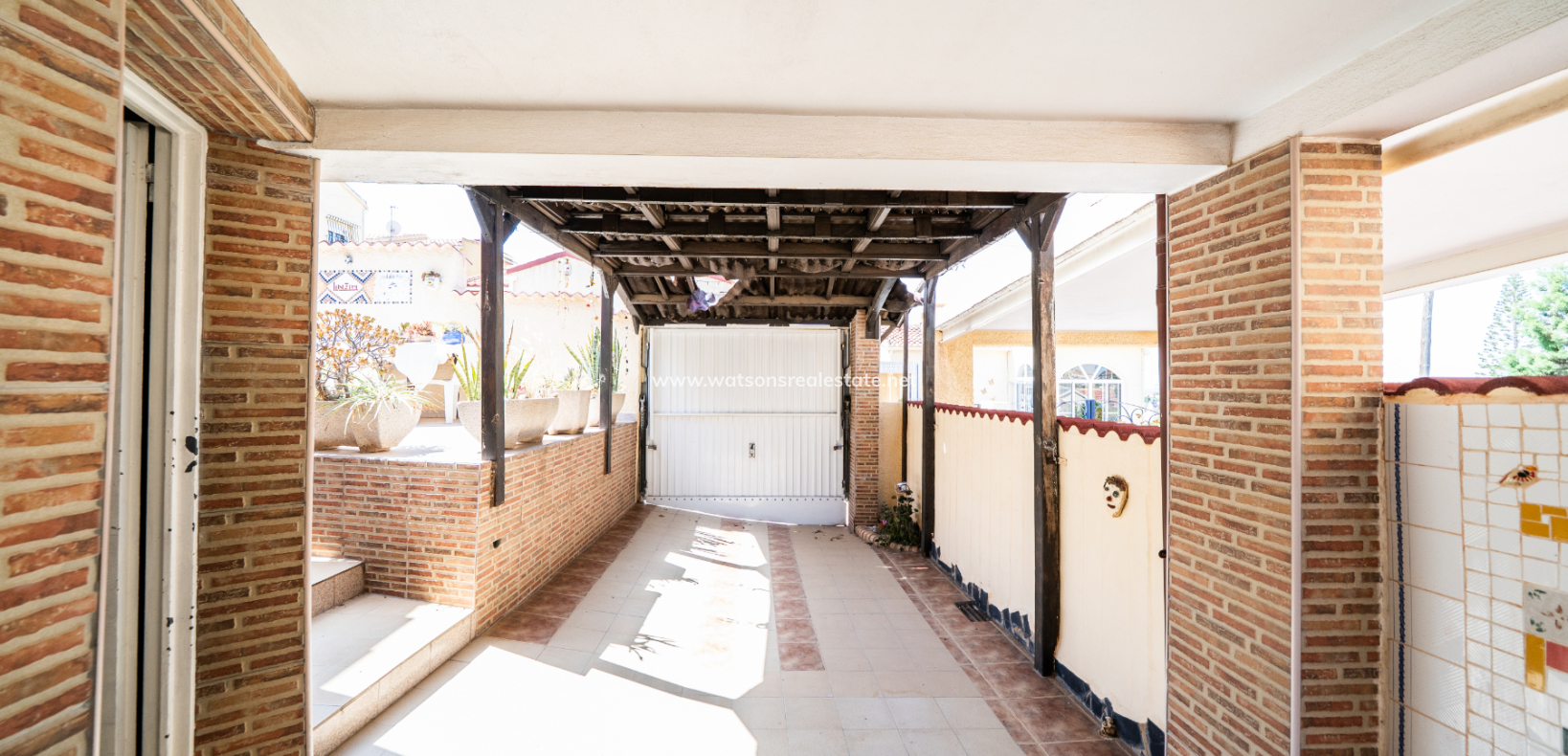 Venta - Chalet Independiente - Urb. La Marina