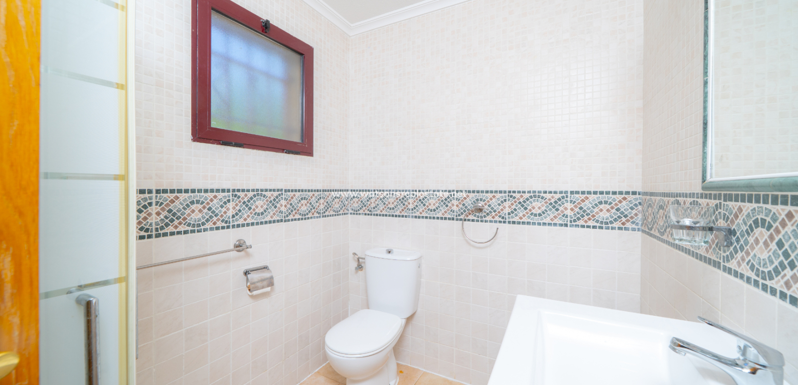 Venta - Chalet Independiente - Urb. La Marina