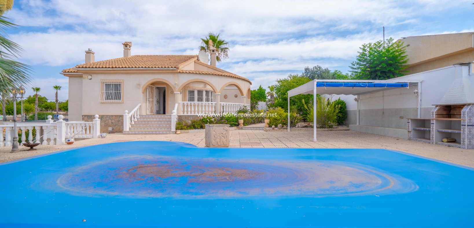 Venta - Chalet Independiente - Urb. La Marina
