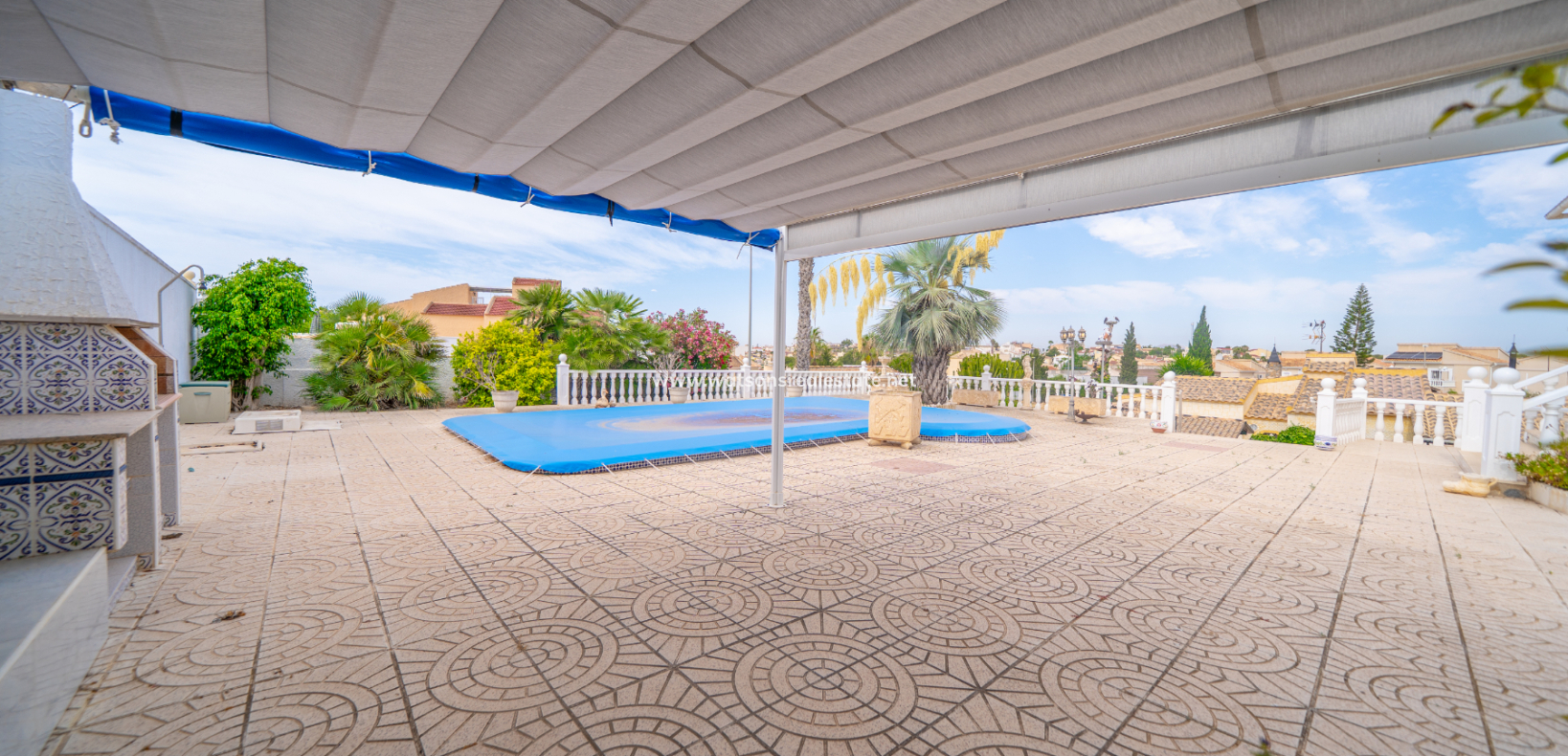 Venta - Chalet Independiente - Urb. La Marina