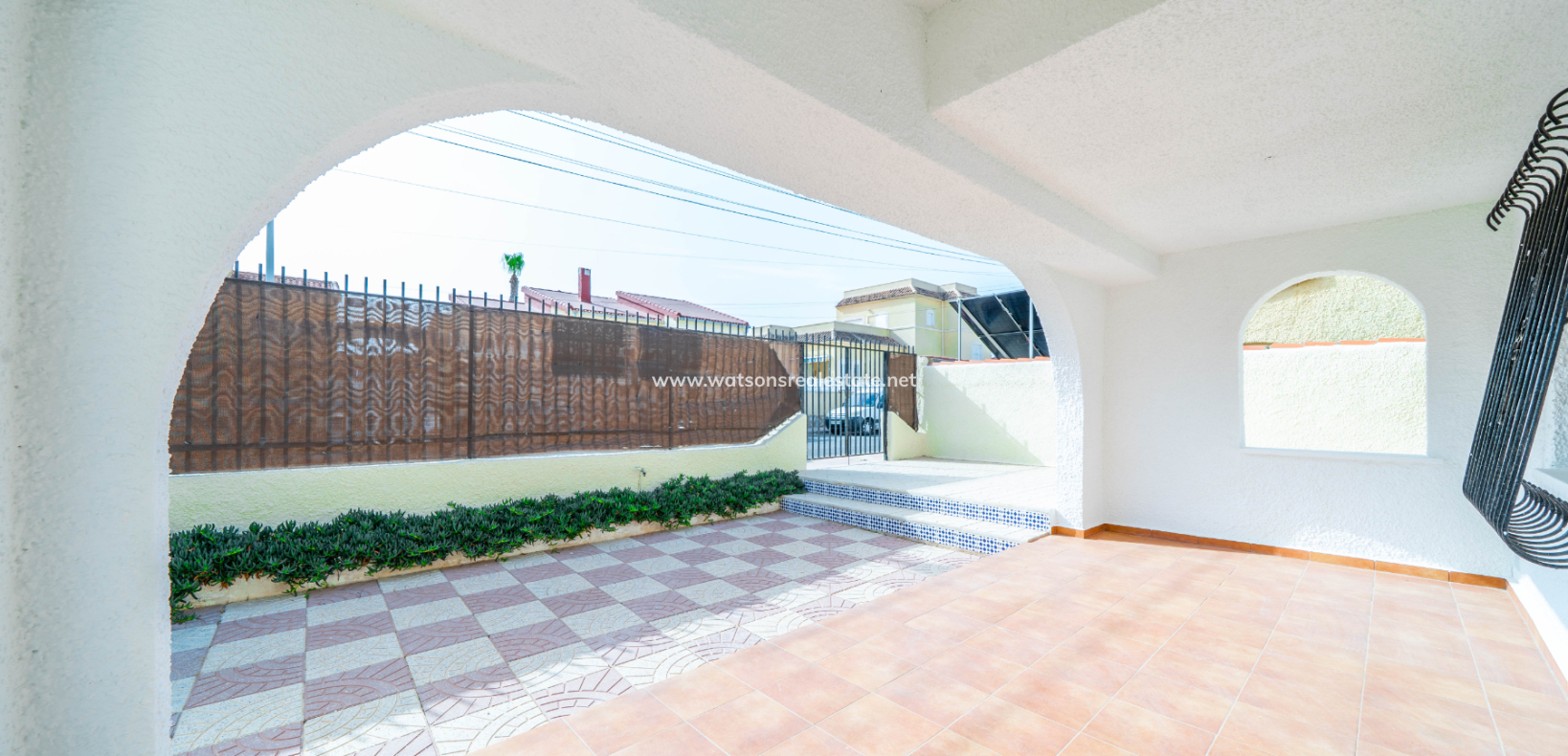 Venta - Chalet Independiente - Urb. La Marina