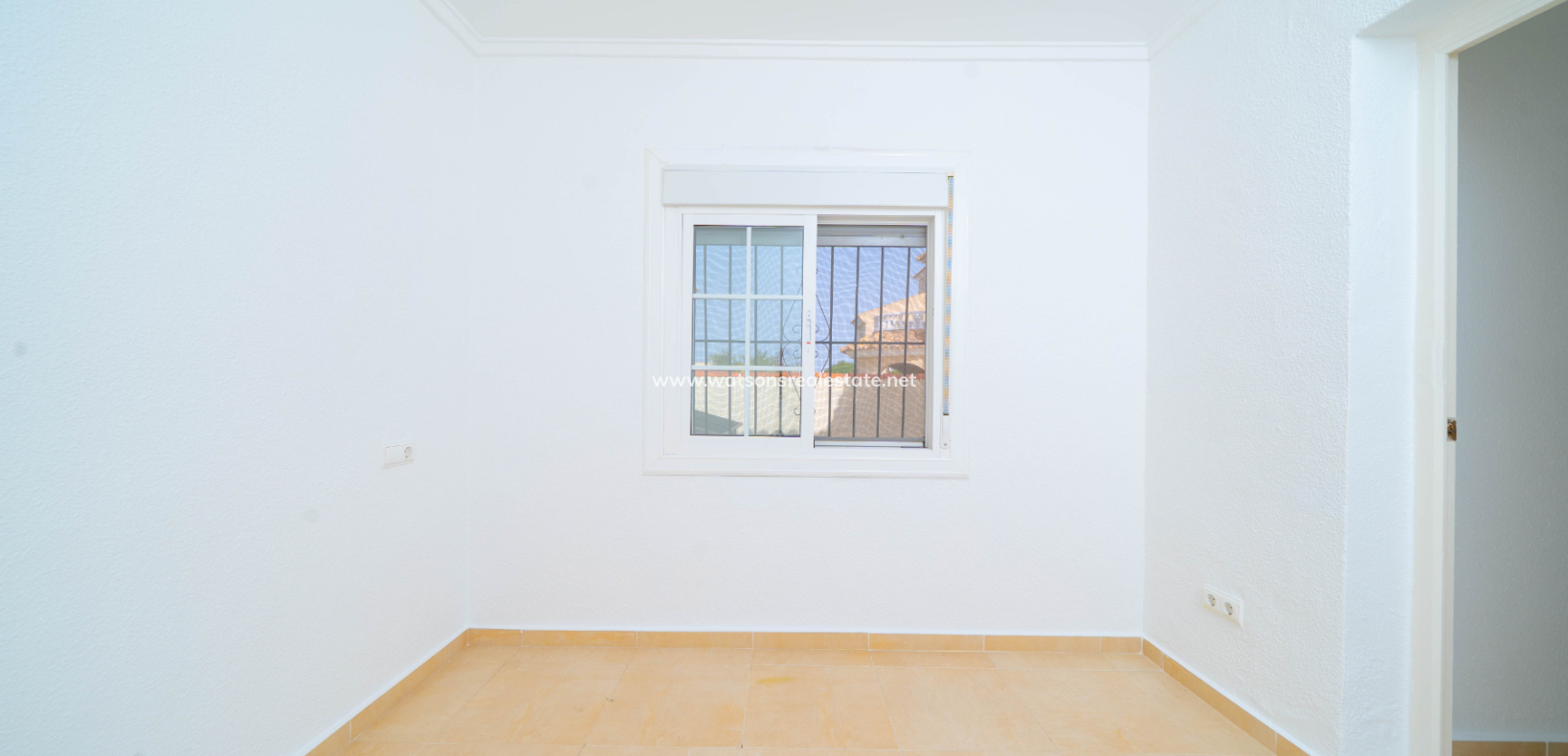 Venta - Chalet Independiente - Urb. La Marina