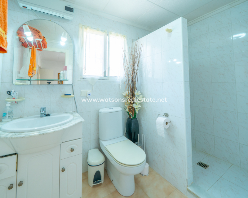 Venta - Chalet Independiente - Urb. La Marina
