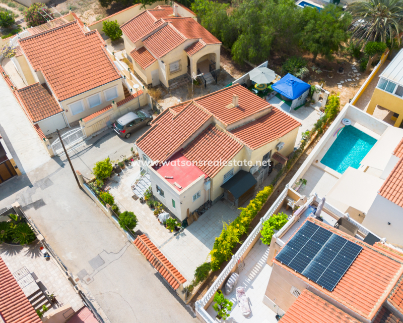 Venta - Chalet Independiente - Urb. La Marina