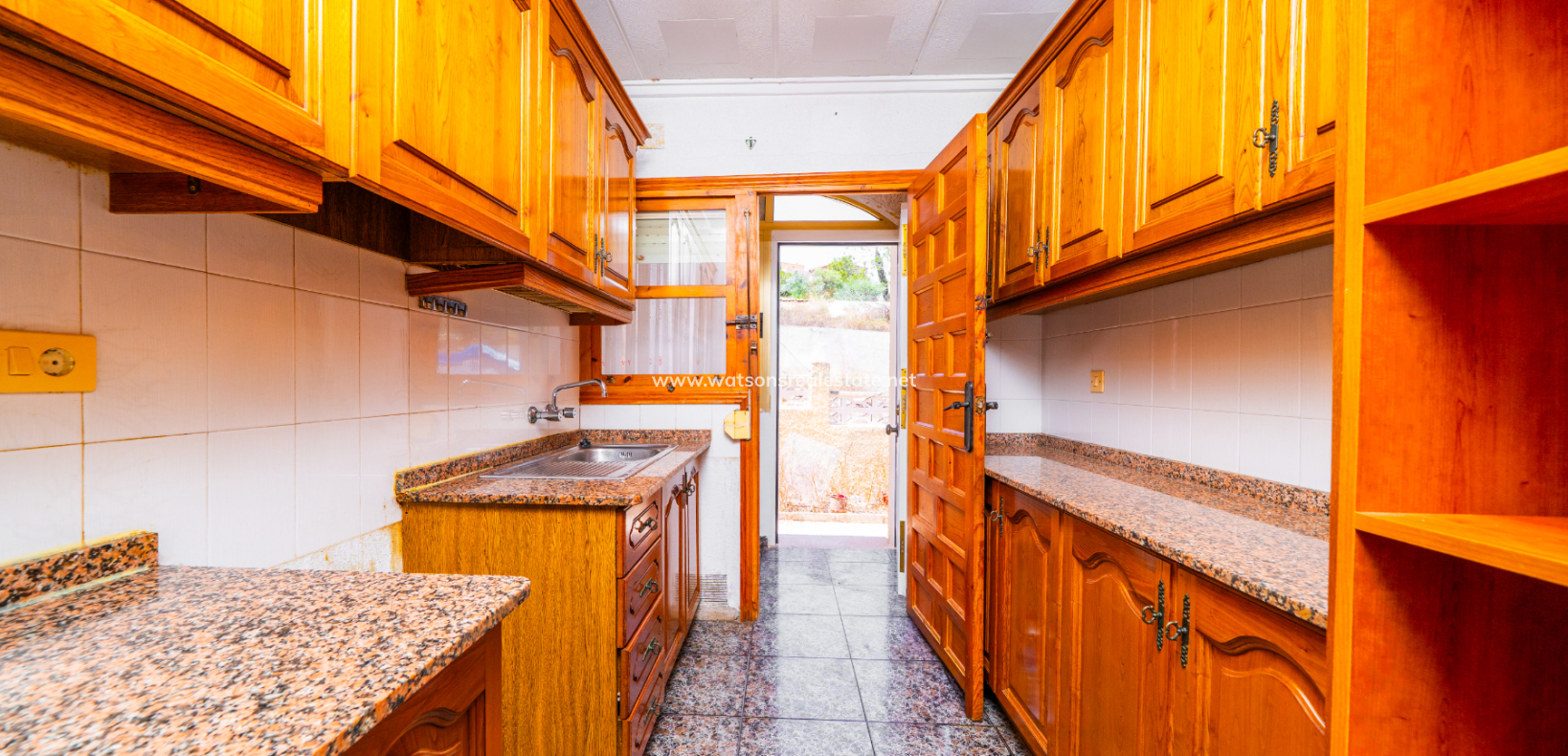 Venta - Chalet Independiente - Urb. La Marina