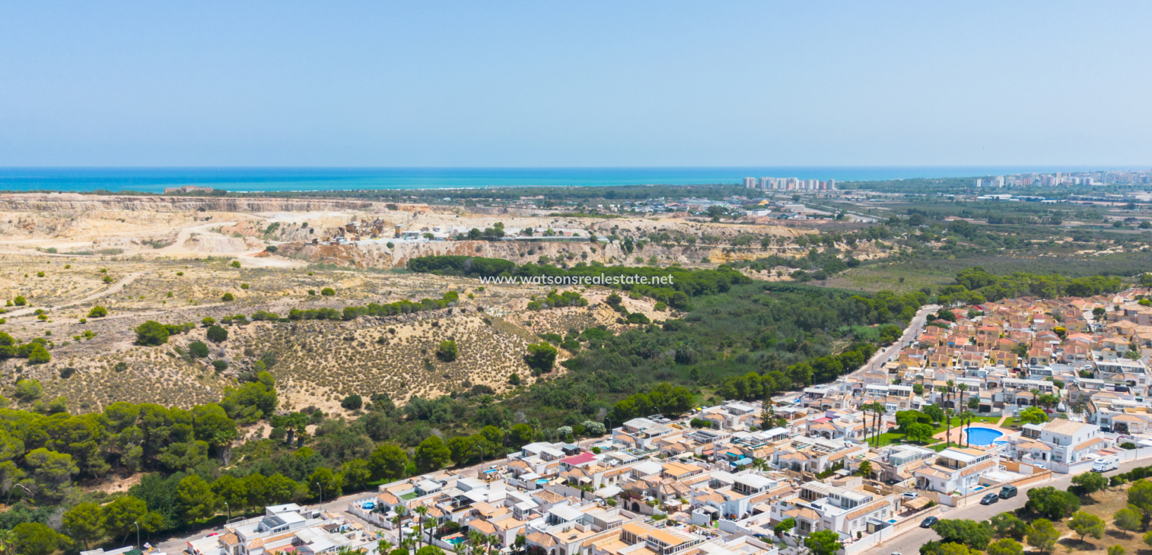 Venta - Chalet Independiente - Urb. La Marina