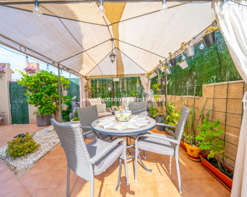 Venta - Chalet Independiente - Urb. La Marina