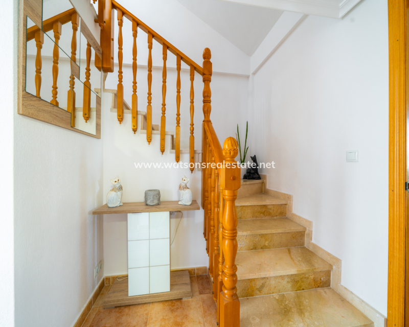Venta - Chalet Independiente - Urb. La Marina