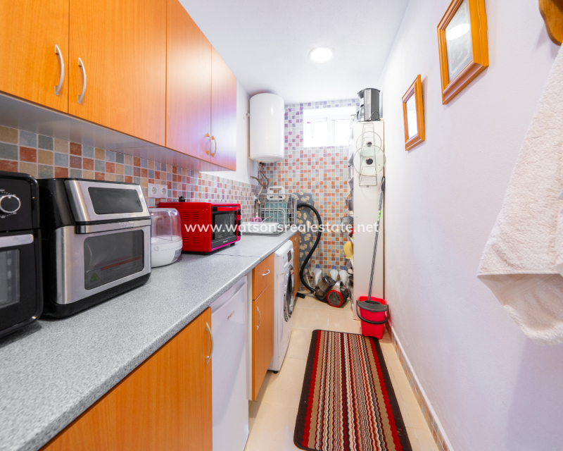 Venta - Chalet Independiente - Urb. La Marina