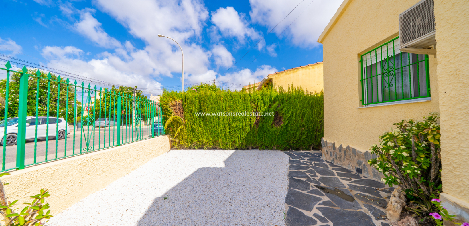 Venta - Chalet Independiente - Urb. La Marina