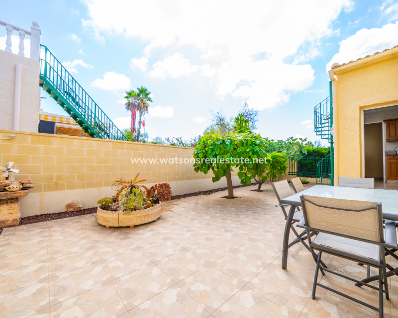 Venta - Chalet Independiente - Urb. La Marina