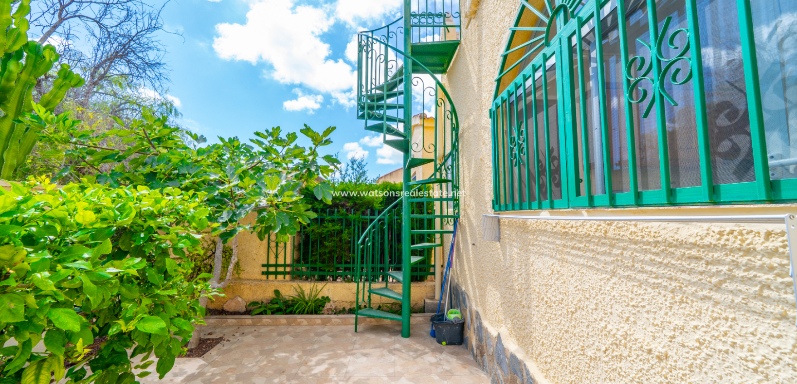 Venta - Chalet Independiente - Urb. La Marina