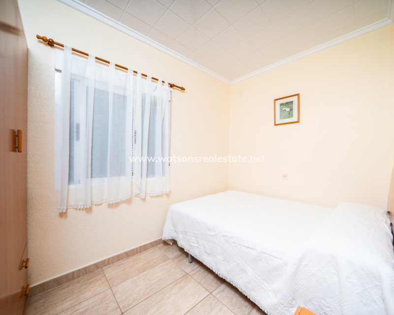 Venta - Chalet Independiente - Urb. La Marina