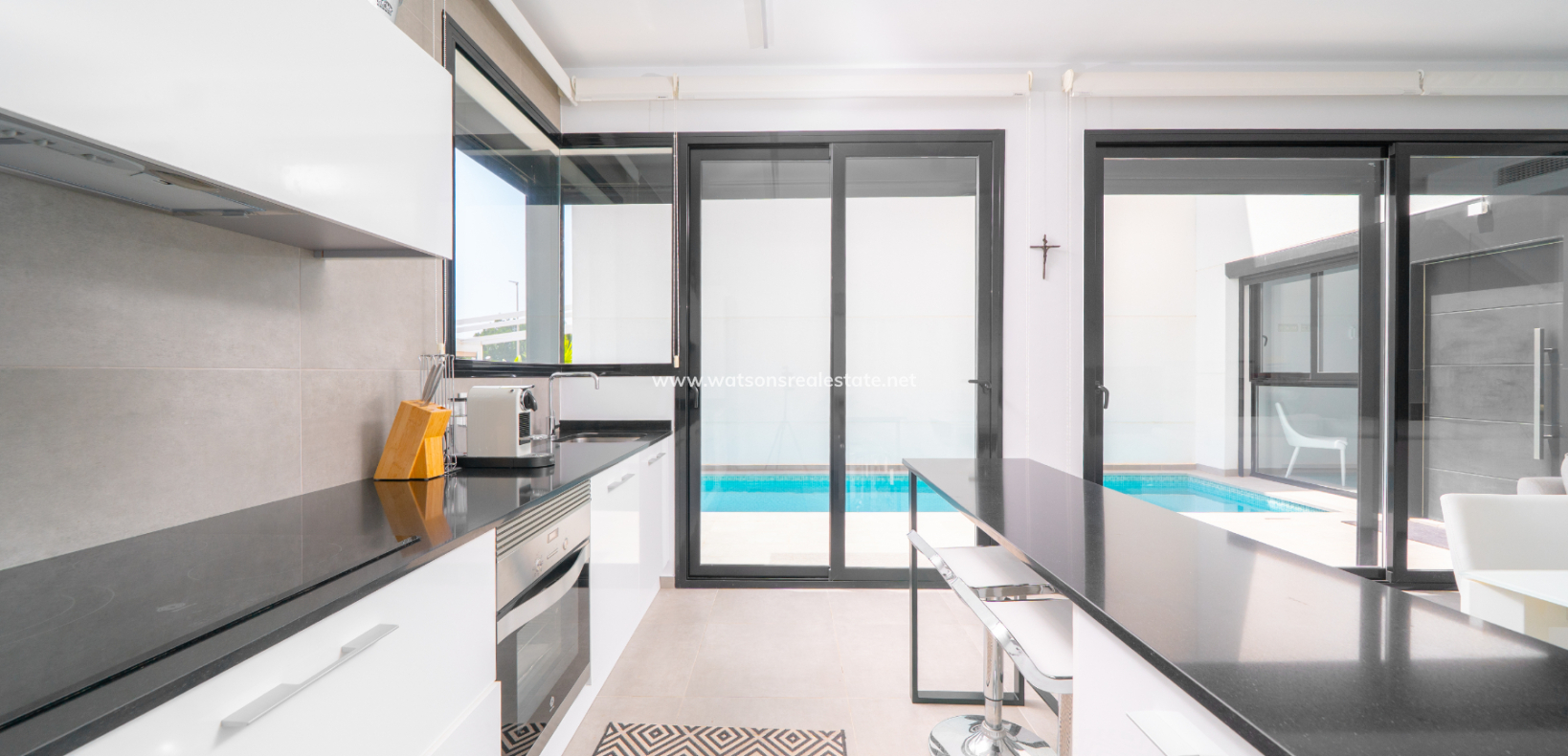Venta - Chalet Independiente - Urb. La Marina