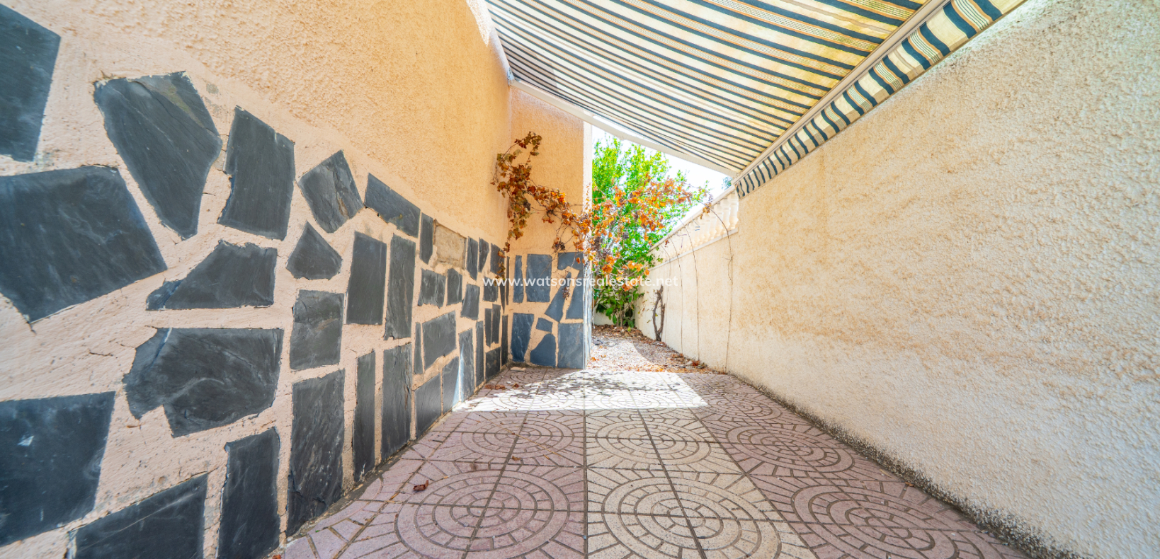 Venta - Chalet Independiente - Urb. La Marina